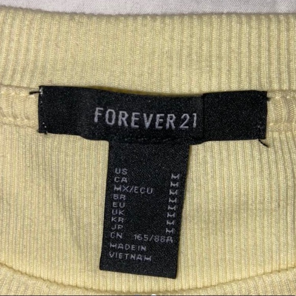 Pastel yellow lettuce edge cropped tshirt - Picture 2 of 2